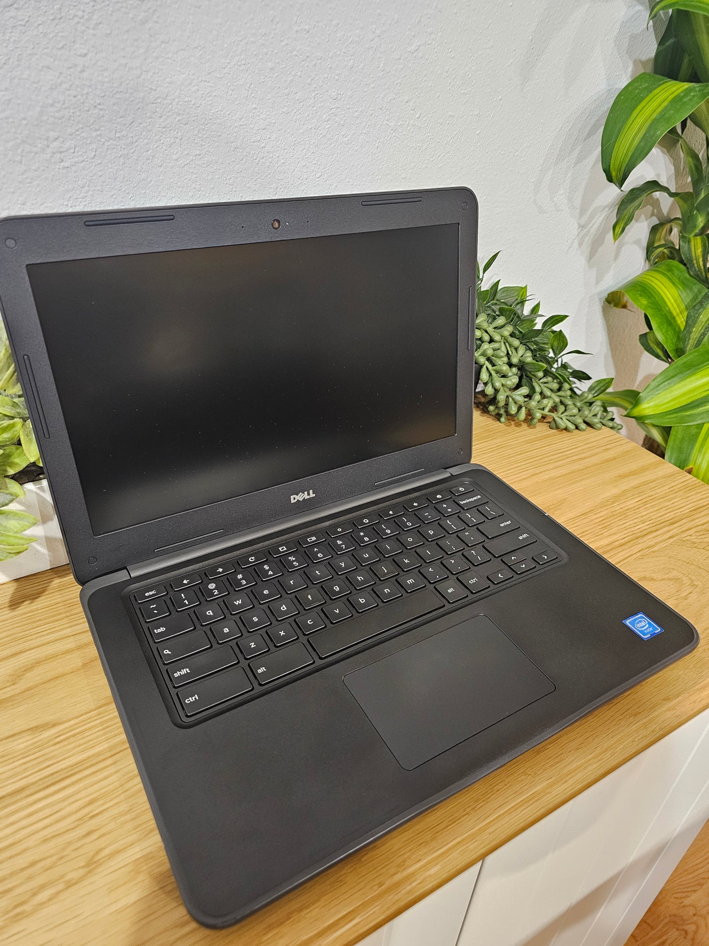 Dell Chromebook 13 3380 Intel Celeron 3855U @ 1.6 GHz 4GB RAM 16GB Refurbished