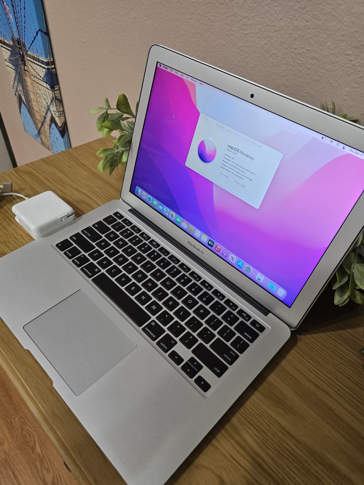 Apple Macbook Air 13.3" A1466 4GB 128GB Monterey OS Refurbished