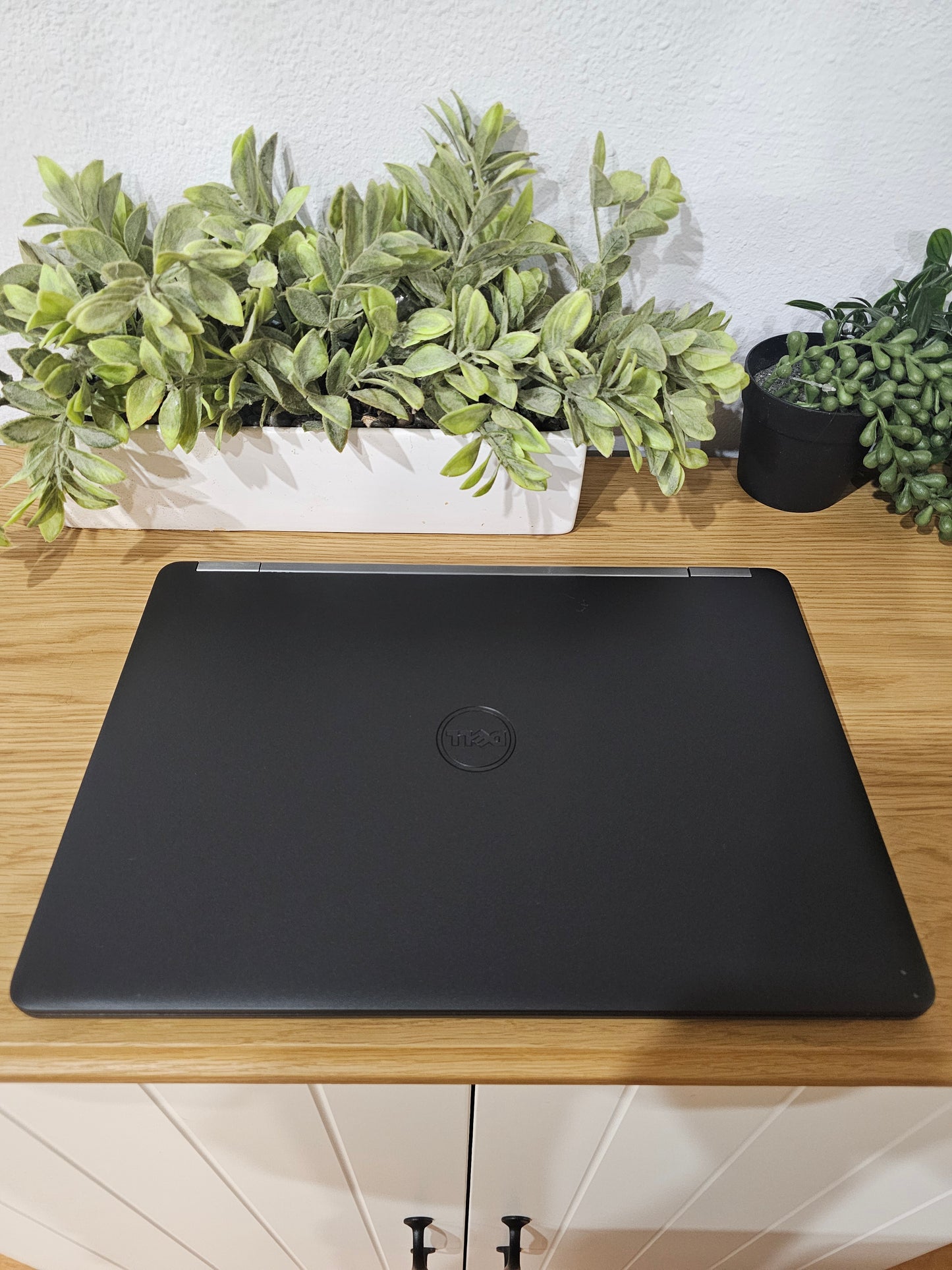 Dell Laptop E7470 i5 2.30Ghz 8GB 128ssd  Refurbished