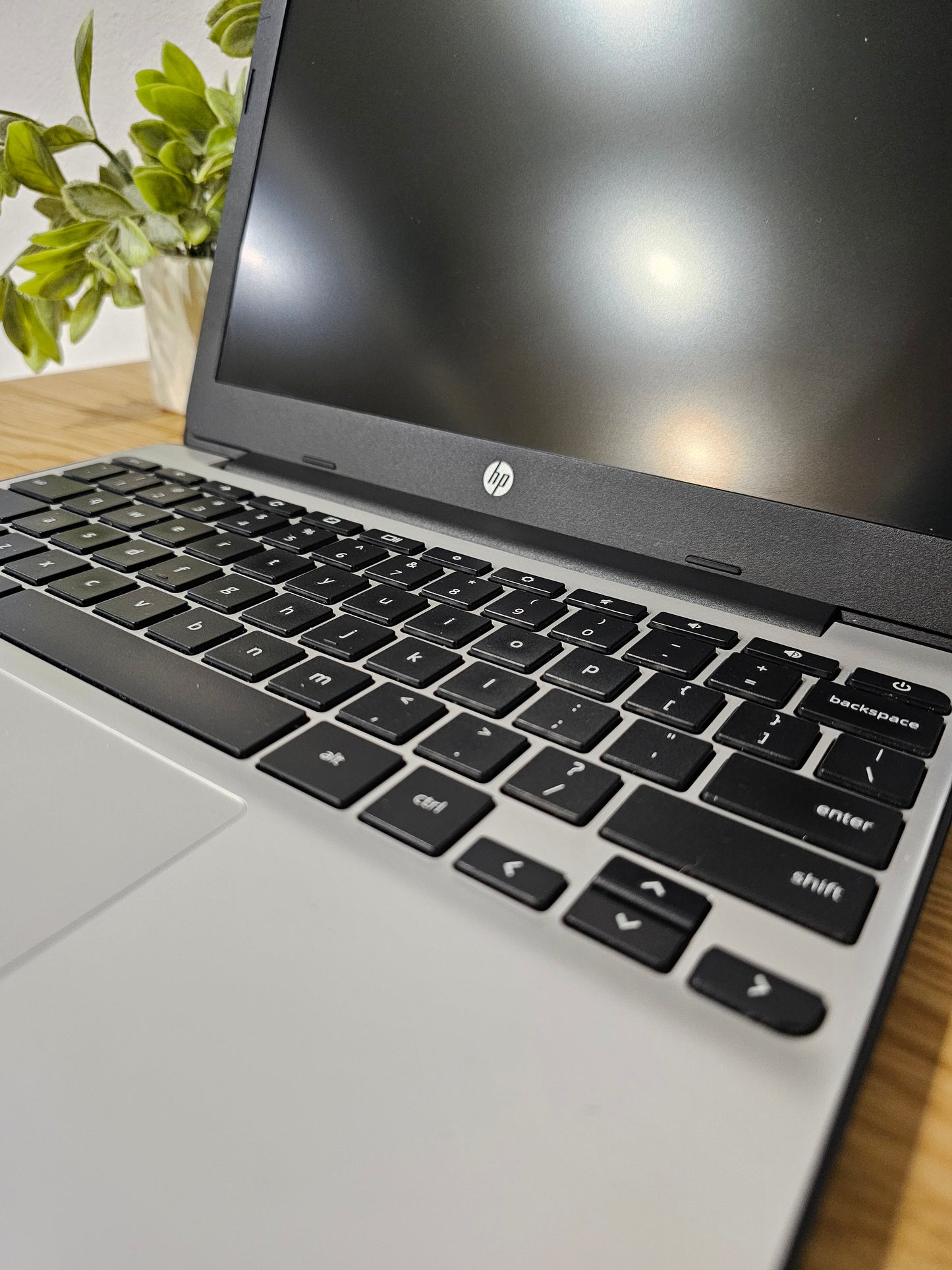 HP Chromebook 11 G5 11.6" Laptop Intel 4GB RAM 16GB Refurbished