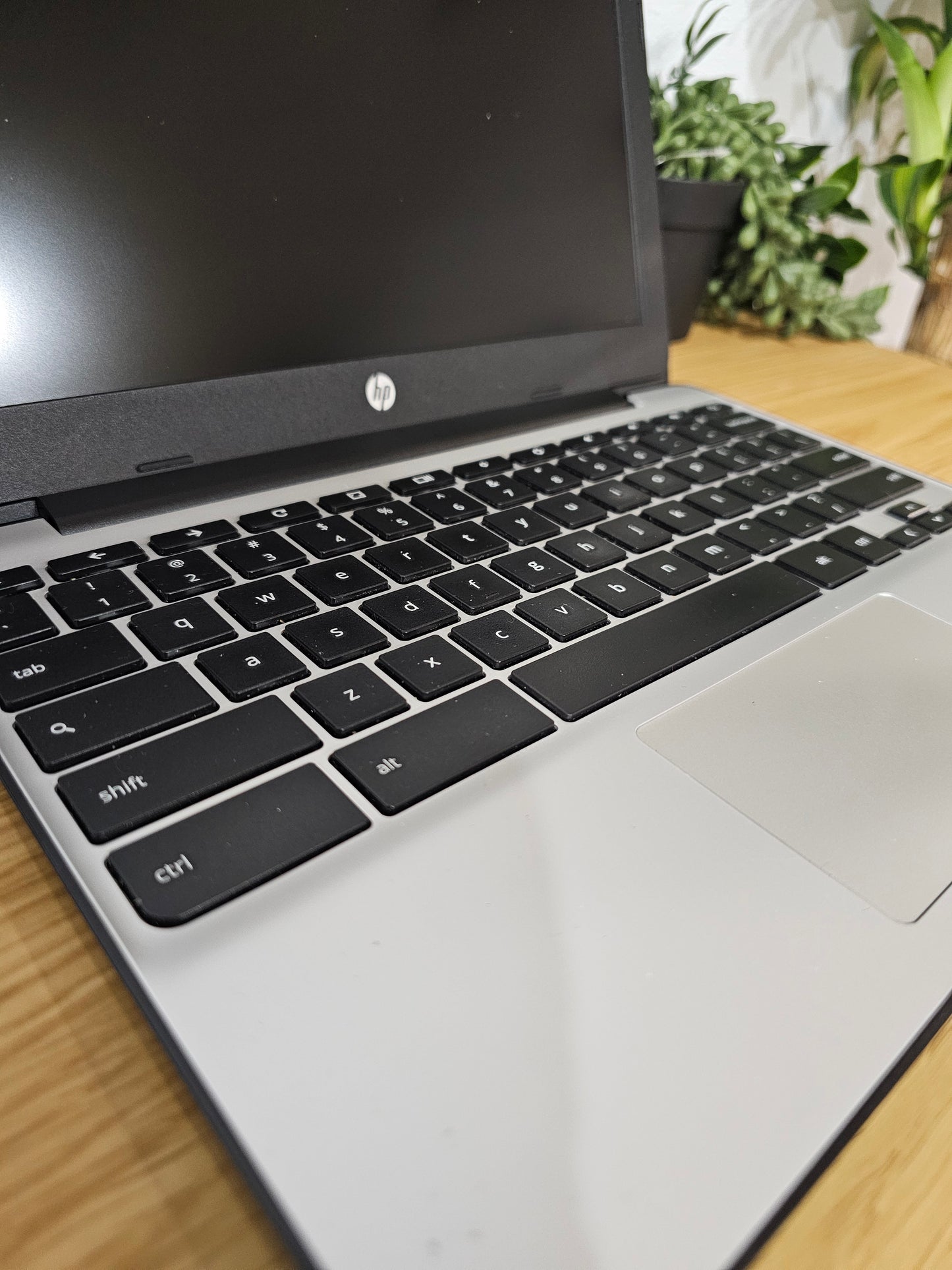HP Chromebook 11 G5 11.6" Laptop Intel 4GB RAM 16GB Refurbished