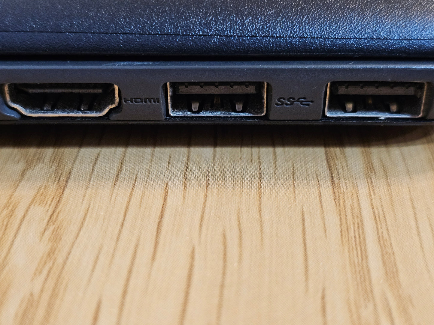 DELL 3180 Chromebook Chrome OS Ram 2gb Storage 16gb Refurbished