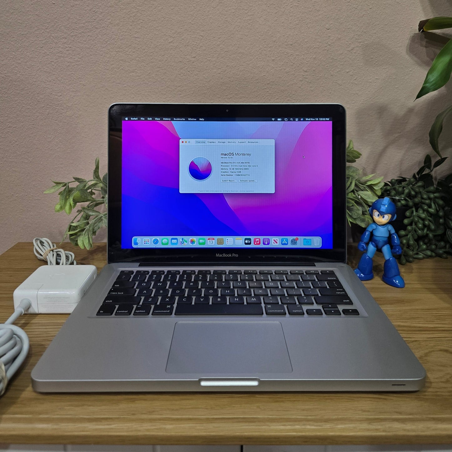 Apple MacBook Pro 13.3" 16GB 512GB SSD Monterey MacOS Refurbished